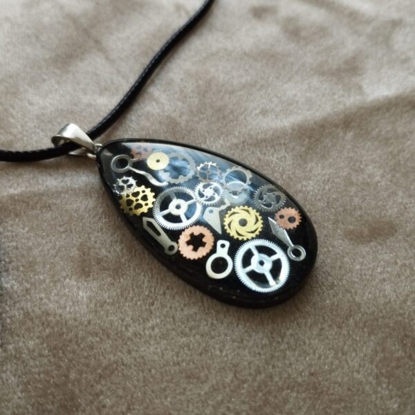 steampunk epoxy medál